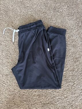 Vuori Black Athletic Jogger Pants with Drawstring